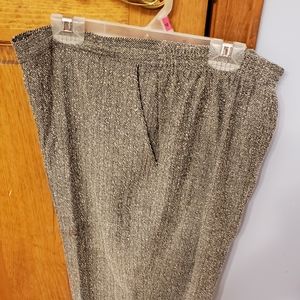 Alfred Dunner pants size 12 short.